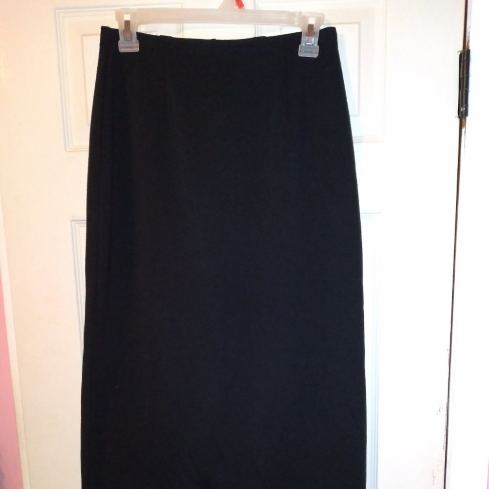 Women's Black Skirt